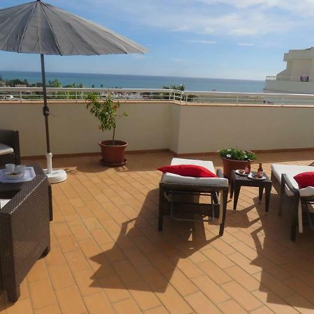 Sweden Apartment - Top Floor One Bedroom With Sea Views - Rs Lagos Eksteriør billede