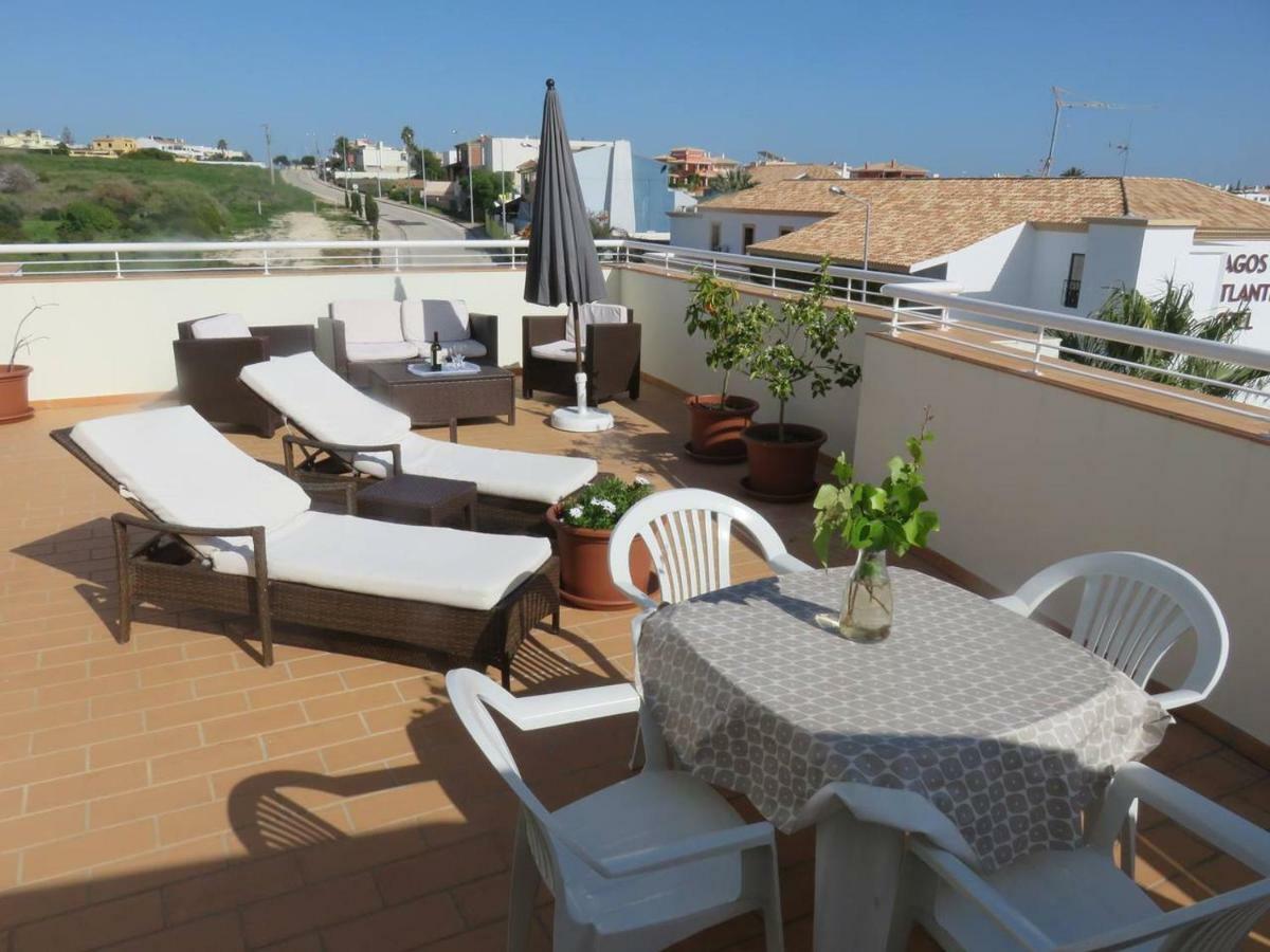 Sweden Apartment - Top Floor One Bedroom With Sea Views - Rs Lagos Eksteriør billede